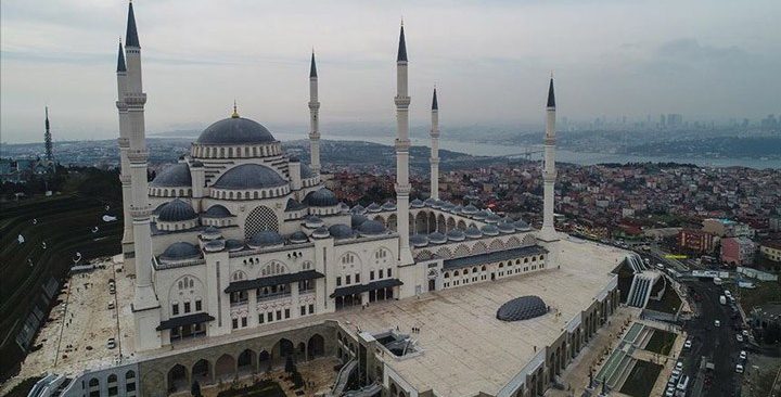 İBB, Çamlıca Tepesi’ne yapılan cami için 290 milyon dolardan fazla harcamış